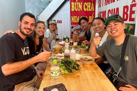 Hanoi Food Lovers Walking Tour och Street Food Experience