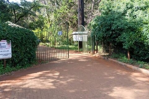 Private Day Tour to Nairobi Arboretum and Nairobi National Museum