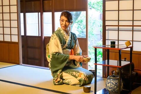 Private Japanese Sweets Making Class and Tea Ceremony in Kanazawa