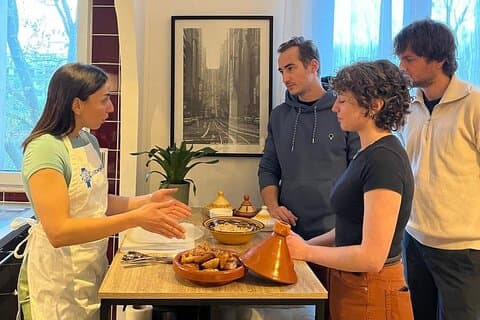 Dîner marocain authentique et atelier de cuisine à Paris