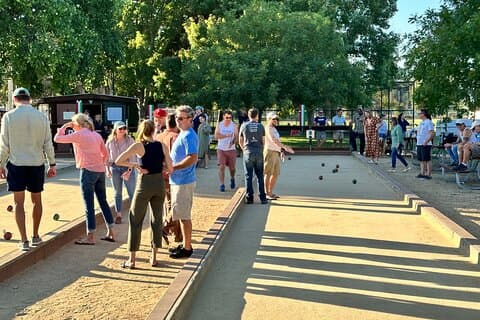 Socialt spil - 1,5 times bocciaboldoplevelse