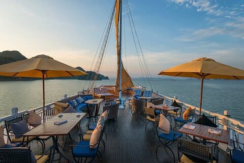 Discover the Beauty of Lan Ha Bay Full Day with Stunning Sunrise
