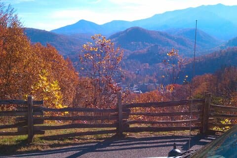 Great Smoky Mtn, Dolly Home, Spring Fling, Arts & Crafts Tour