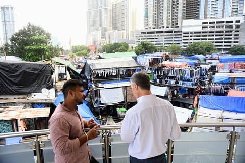 Mumbai: Dharavi Slum & Dhobi Ghat Laundry Tour