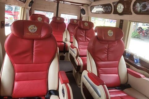 DCAR Limousine zur GOLDEN BRIDGE – Privater Transfer (8–9 Stunden)