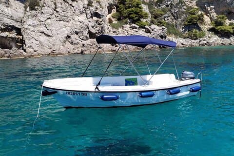 Dubrovnik Boat Rental with No License Needed