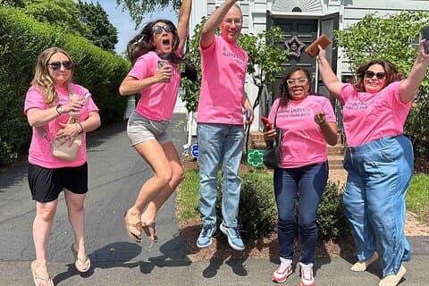Astonishing Scavenger Hunt: Happy Huntersville