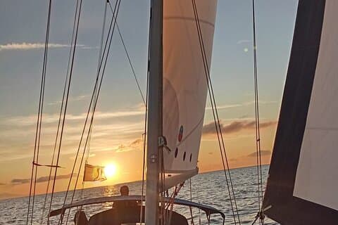 Tour to the islands of the La Maddalena Archipelago by sailing boat
