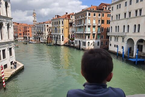 Diversión para niños: tour privado de 2 horas por lo más destacado de la ciudad de Venecia