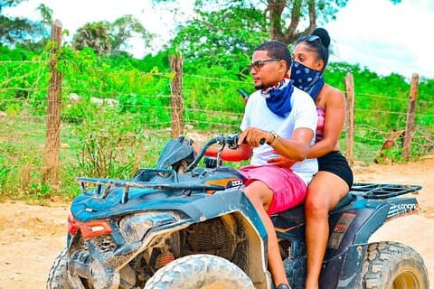 Desde Puntacana Aventura en ATV por Playa Macao y Cenote