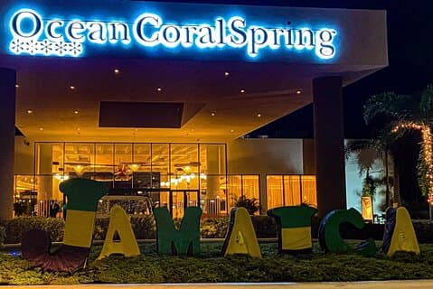 Privat Montego Bay lufthavnstransport til Ocean Coral Spring