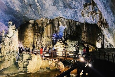 Ganztägige Paradise Cave-Tour ab Hue an geraden Tagen