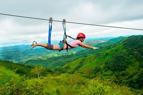 Flodränning, fyrhjuling och zipline tur från Kemer