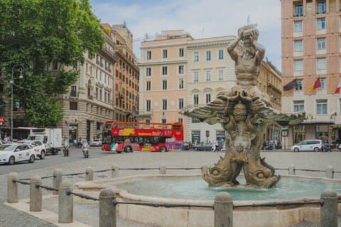 Rom von Civitavecchia Transfer mit optionalem offenem Bus