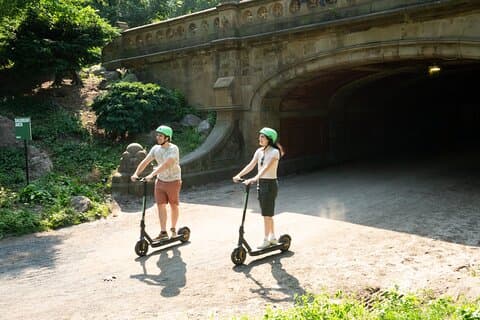 Verhuur van e-scooters in Central Park
