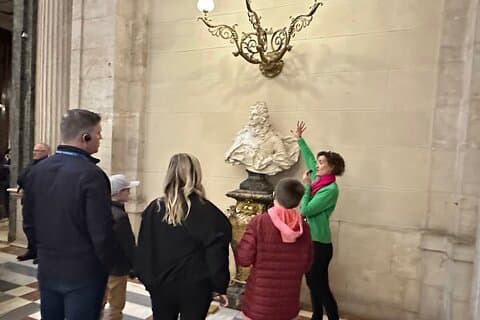 Kinderfreundliche private Tour durch den Königspalast von Madrid für Familien