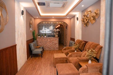 Hanoi Old Quarter: Lá Spa - 120' Kroppsmassasje og hårshampoo