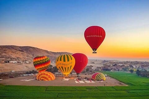 Visite privée d'une demi-journée de Louxor en Cisjordanie avec montgolfière