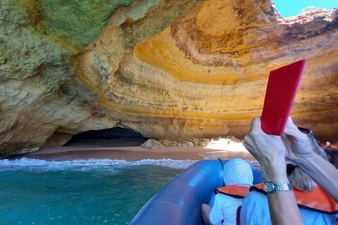Tour por la costa del Algarve que incluye paseo en barco a las cuevas y la costa