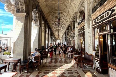 Philosophical Walking Tour in Venice