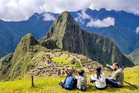 2 Tage Sacred Valley Machupicchu by Vistadome Train & 4 Star Hotel