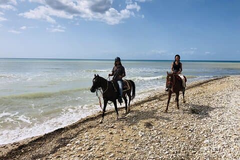 Horseback riding in the beaches of Sciacca
