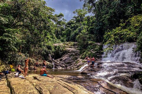 Cascata Jungle Jeep Adventure e Cachaca Tour da Paraty