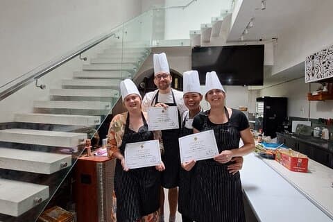 Cours de cuisine privé avec un chef local à Hoi An