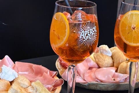 Florença à noite com aperitivo