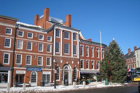 An Epic Scavenger Hunt: Pretty Portsmouth