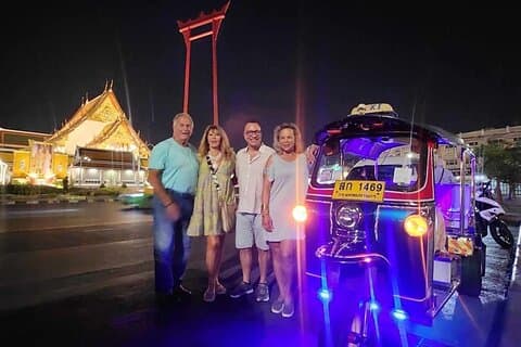 Explorez Bangkok de nuit en Tuk Tuk avec visite du quartier chinois