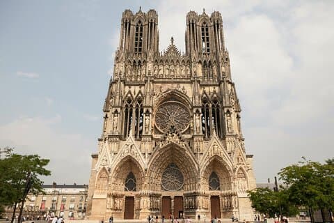 Katedralen Notre Dame de Reims Selvguidet tur med mobilapp