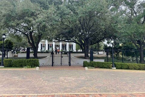 Austin's Famous Ghosts Smartphone Guidet Audio App Walking Tour
