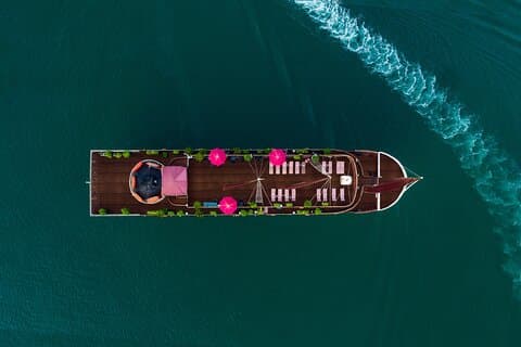 De Hanoi: Cruzeiro de luxo de 2 dias Halong Explore Caves & Island