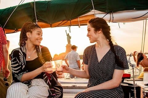New York Sunset Schooner Cruise på Hudson River