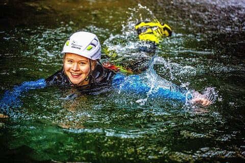 Canyoning sportivo nella Kleinwalsertal nello Schwarzwasserbach