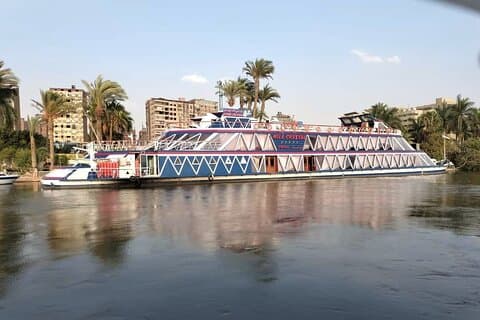 Nile cruise on the Nile with dinner