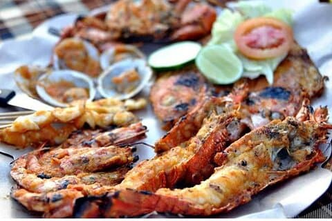 Bali Romantisches Abendessen mit Meeresfrüchten in Jimbaran Beach
