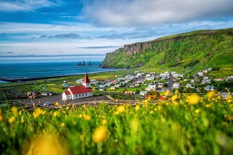 Costa Sur, Cascadas y pueblo Vík desde Reikiavik