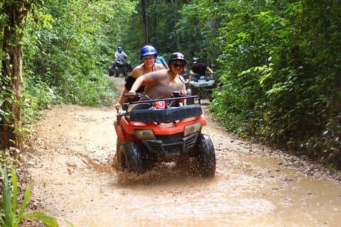 Excursion en VTT au départ de Tulum ou de la Riviera avec tyroliennes et journée de baignade dans les cénotes