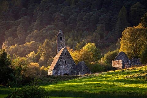 Vandringstur i Irland Hidden Glendalough and Valleys Secrets