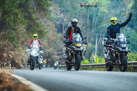 Découvrez les joyaux du royaume de Lanna lors d'un circuit moto de 9 jours