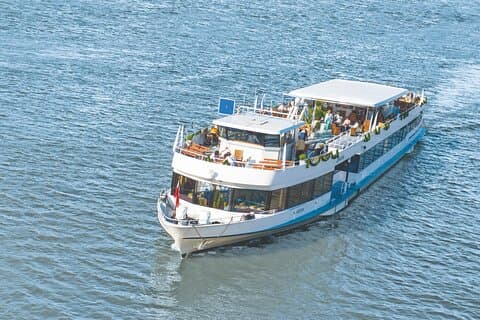 Linz harbour tour by boat