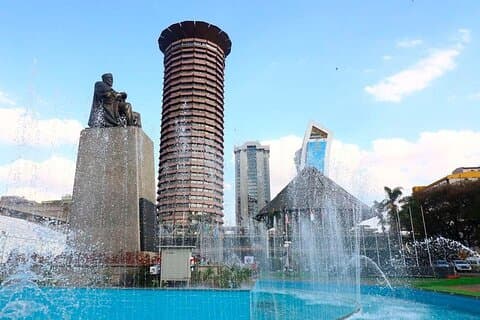Tour a pie por Nairobi