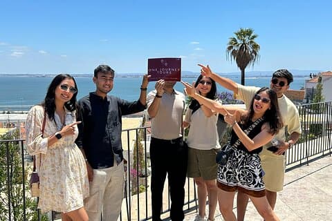 Lisboa Royal Views Small Group Tour med St George Castle-inngang