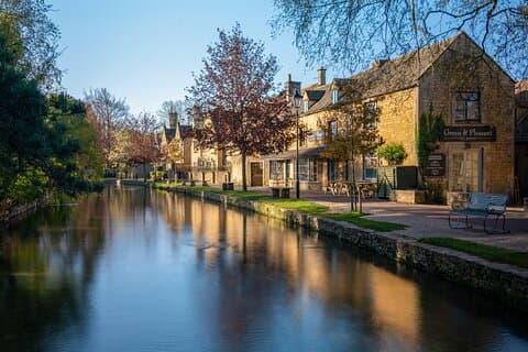 Cotswolds Hidden Gems Private Luxury Local Guide Tour from London