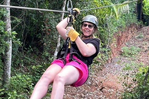Roatan Zipline Abenteuer Faultiere & Affen Schokolade Beispiel Tour