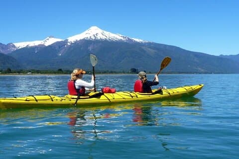 Kajakkpadling i Patagonian Fjord fra Puerto Varas