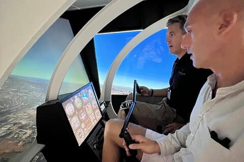 Viator Exklusiv: Ultrarealistisk Helikopter Simulator Experience