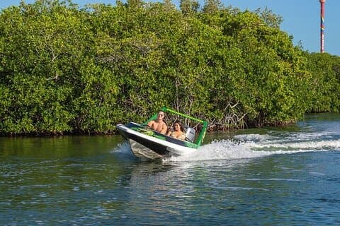 Total Speed Boat Tour og Snorkel Cancun